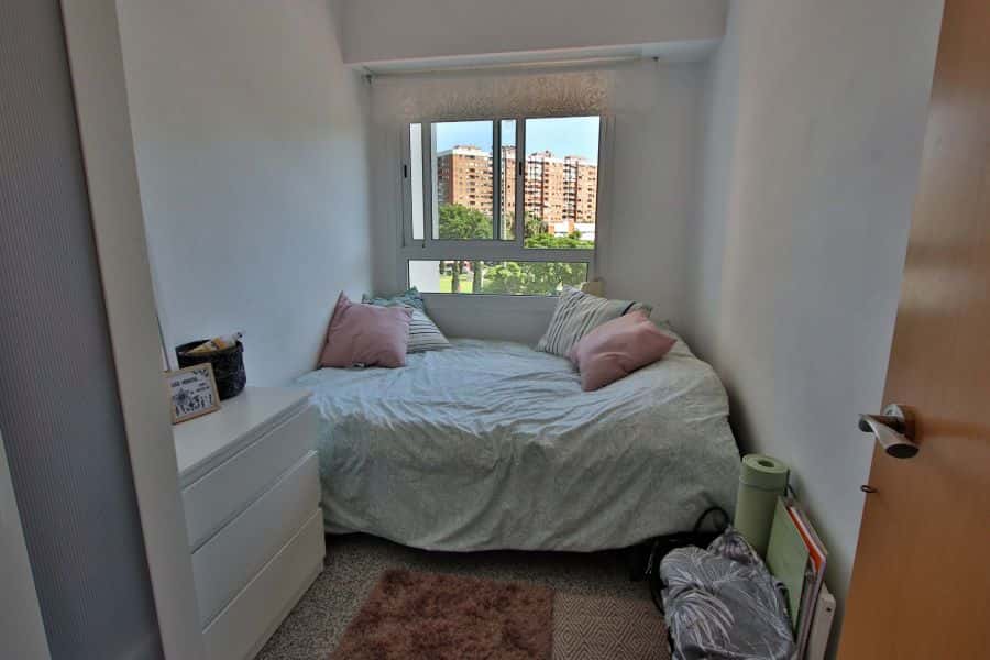 Habitación en piso de 4 habitaciones en Ciutat Universitaria