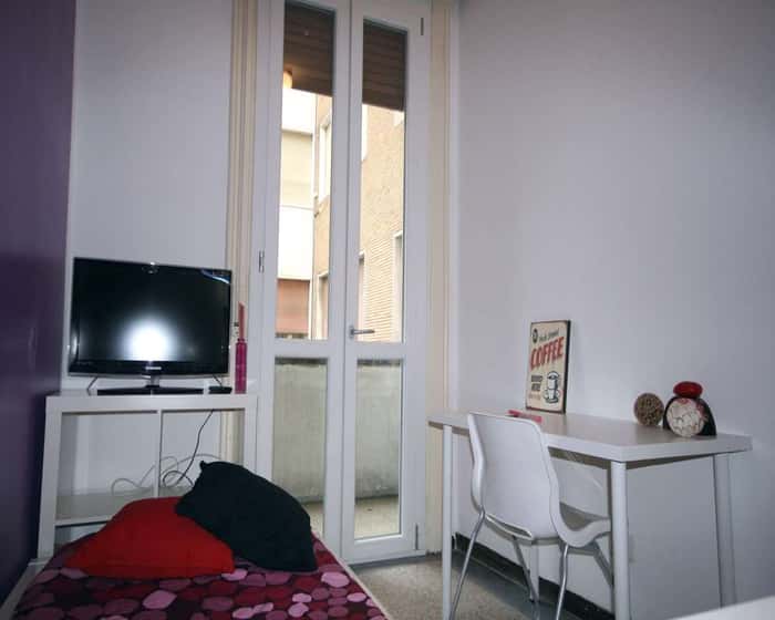 Listing photo thumbnail