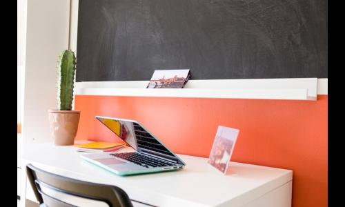 Listing photo thumbnail