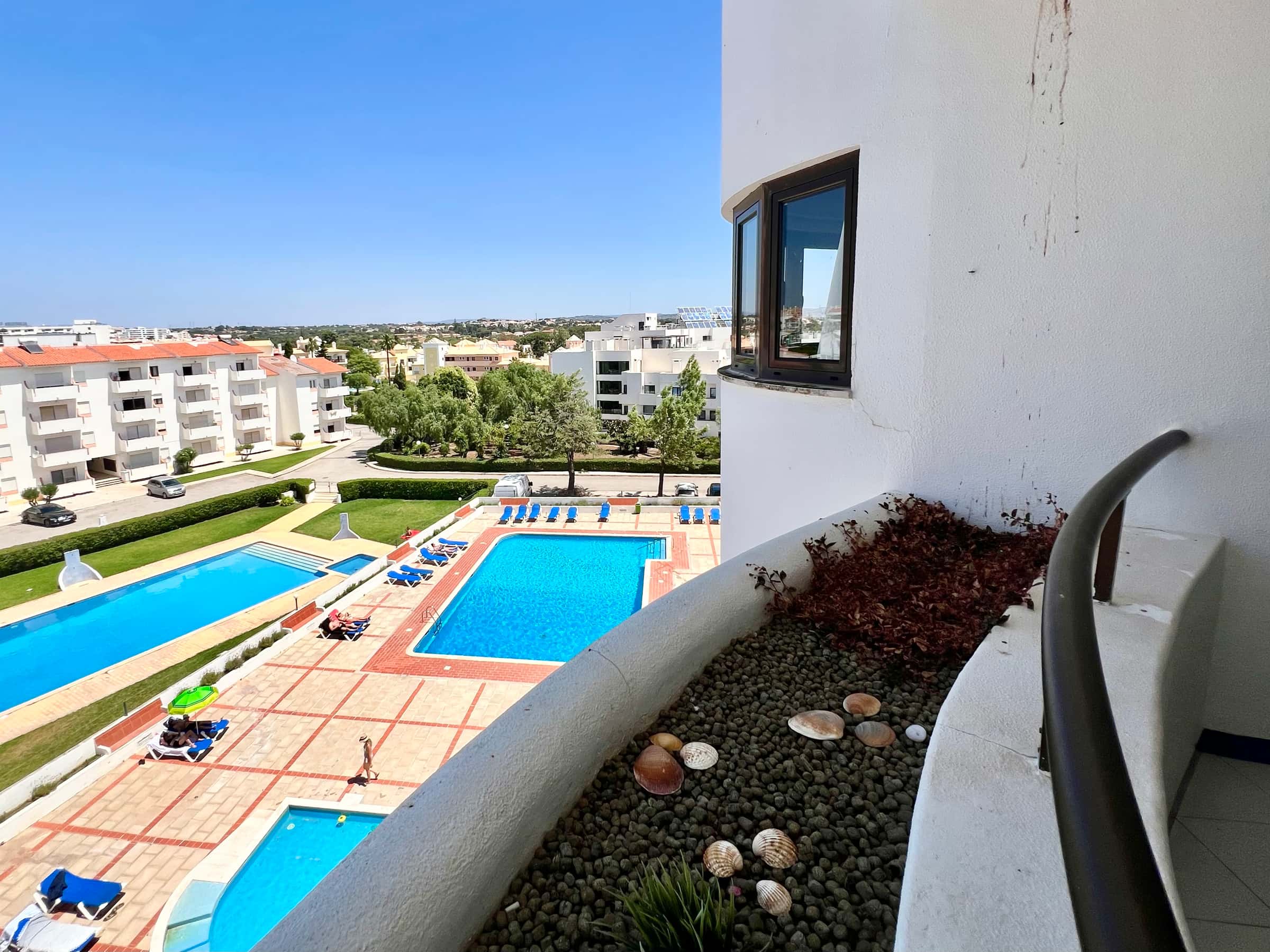 One Bedroom Apartment with balcony and pool in Albufeira