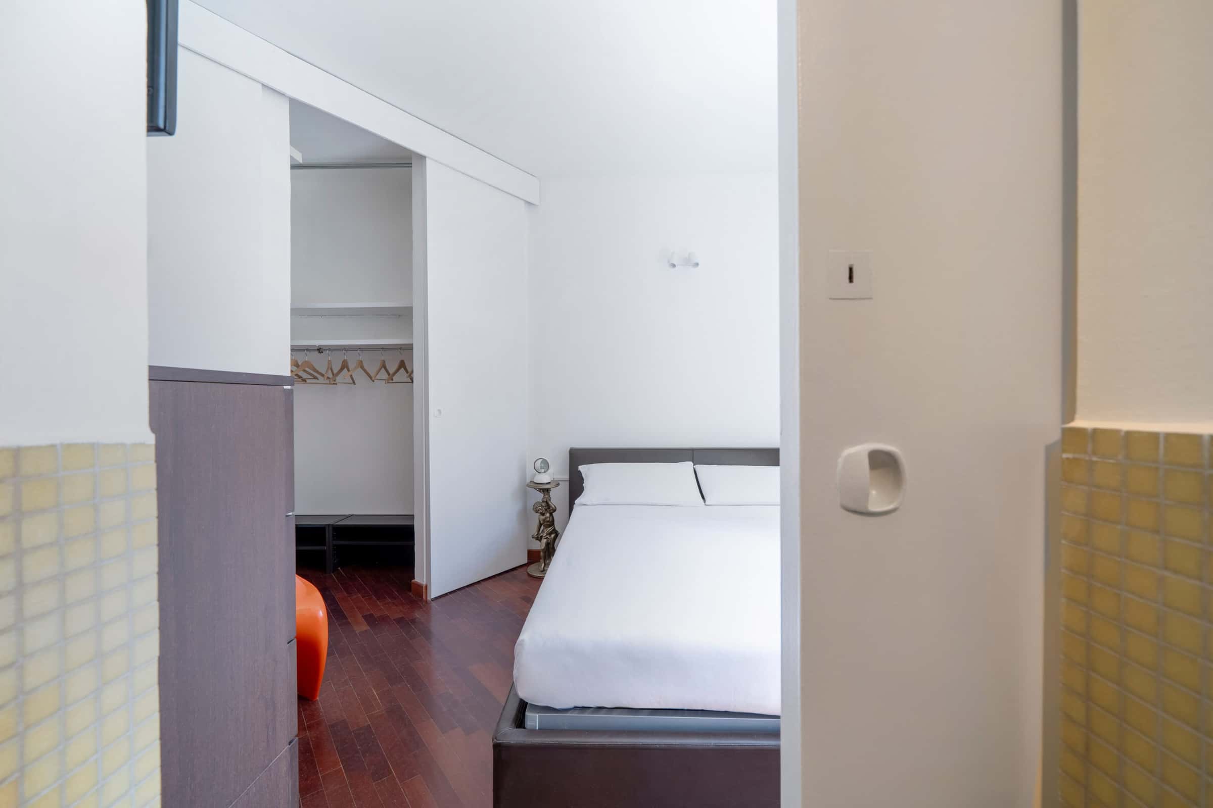 Apartment Milan, 1 bed — photo 35