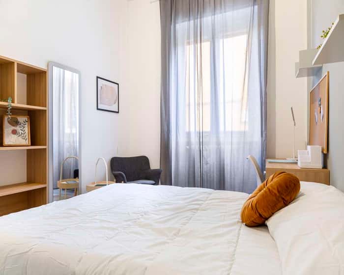 Listing photo thumbnail