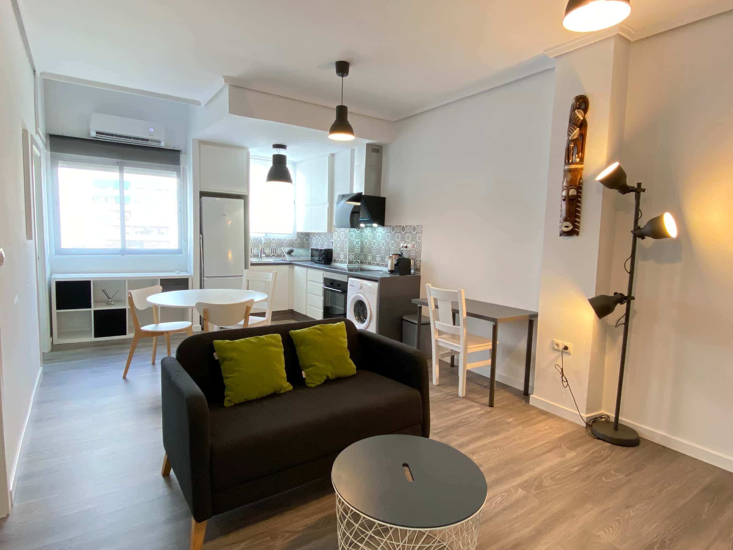 Apartment in Carrer de Puerto Rico, Valencia for 50 m² with 2 bedrooms