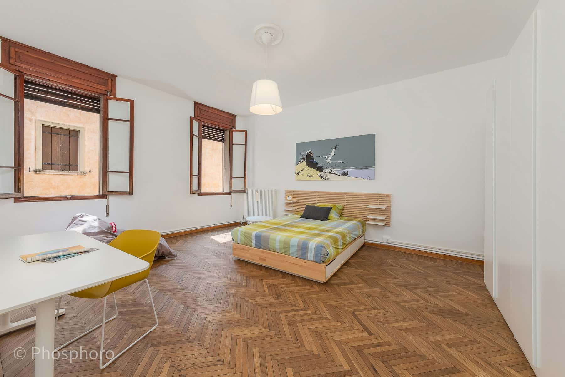 Chambre dans Via Santa Caterina, Padova pour 120 m² avec 5 chambres