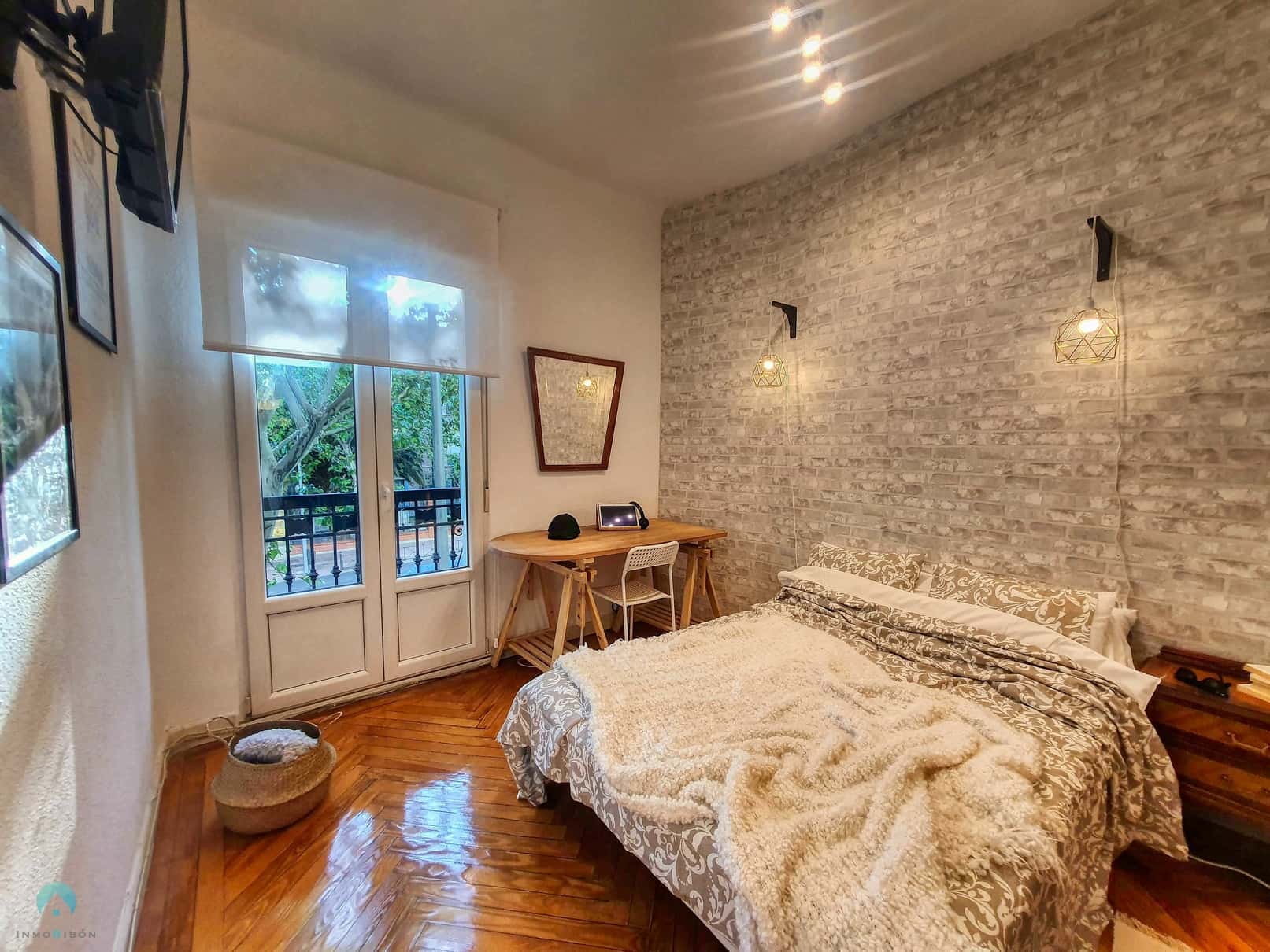 Chambre dans Calle del Príncipe de Vergara, Madrid pour 120 m² avec 6 chambres