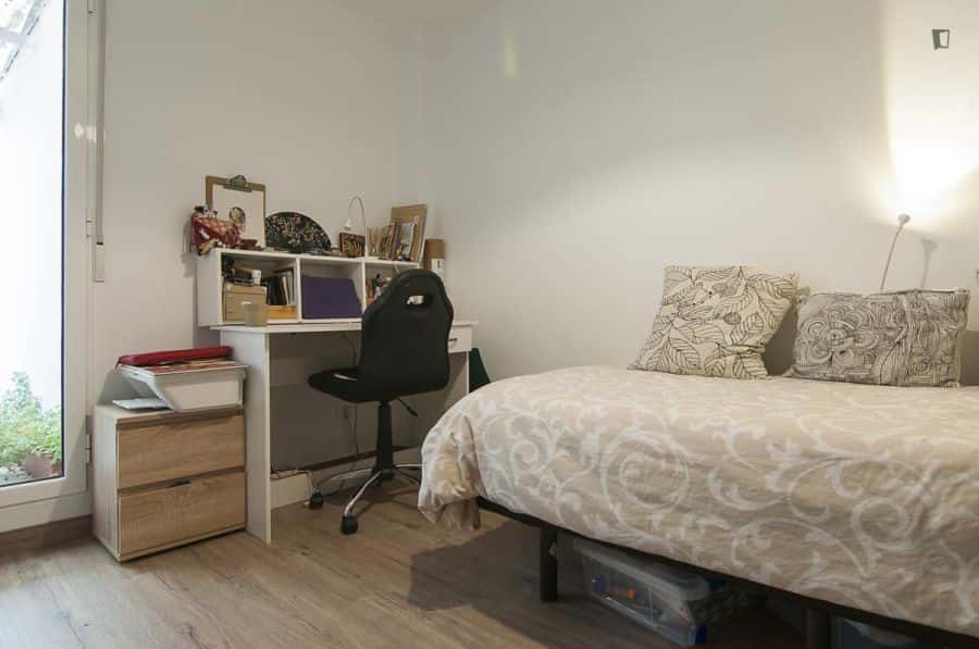 Habitación en piso de 3 habitaciones en La Saïdia