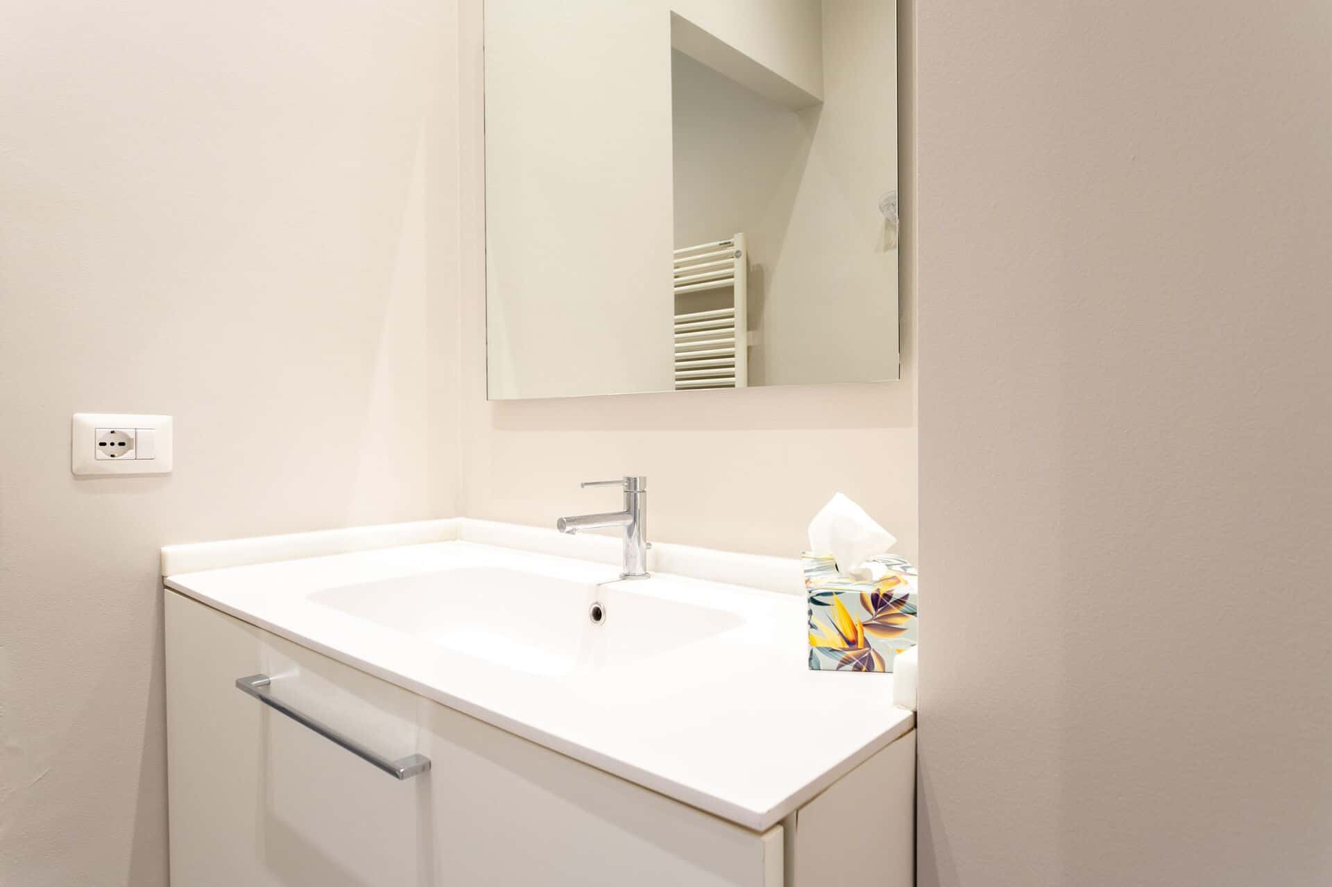 Apartment Milan, 1 bed — photo 8