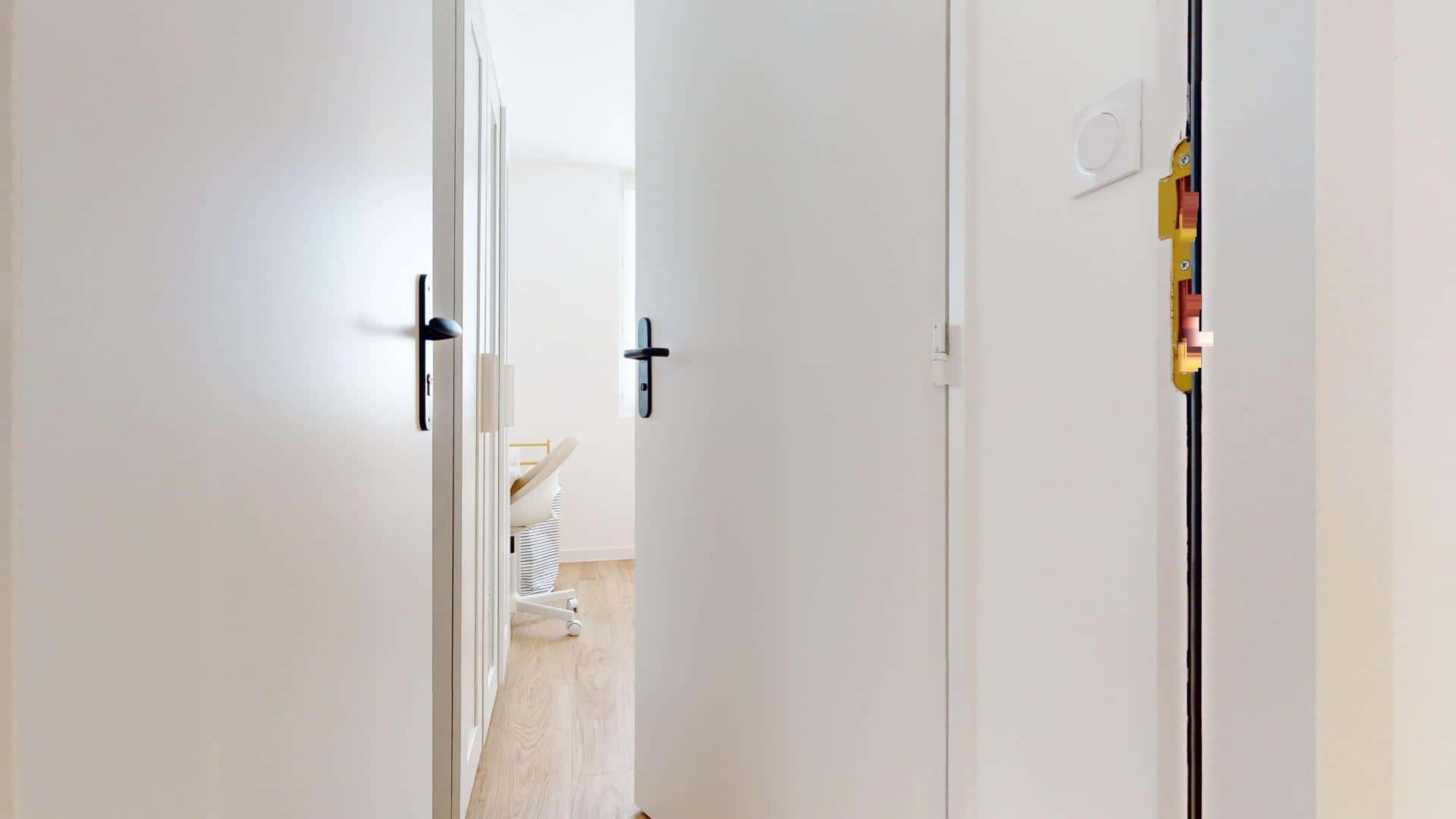 Chambre 6 - LAVAUR T10