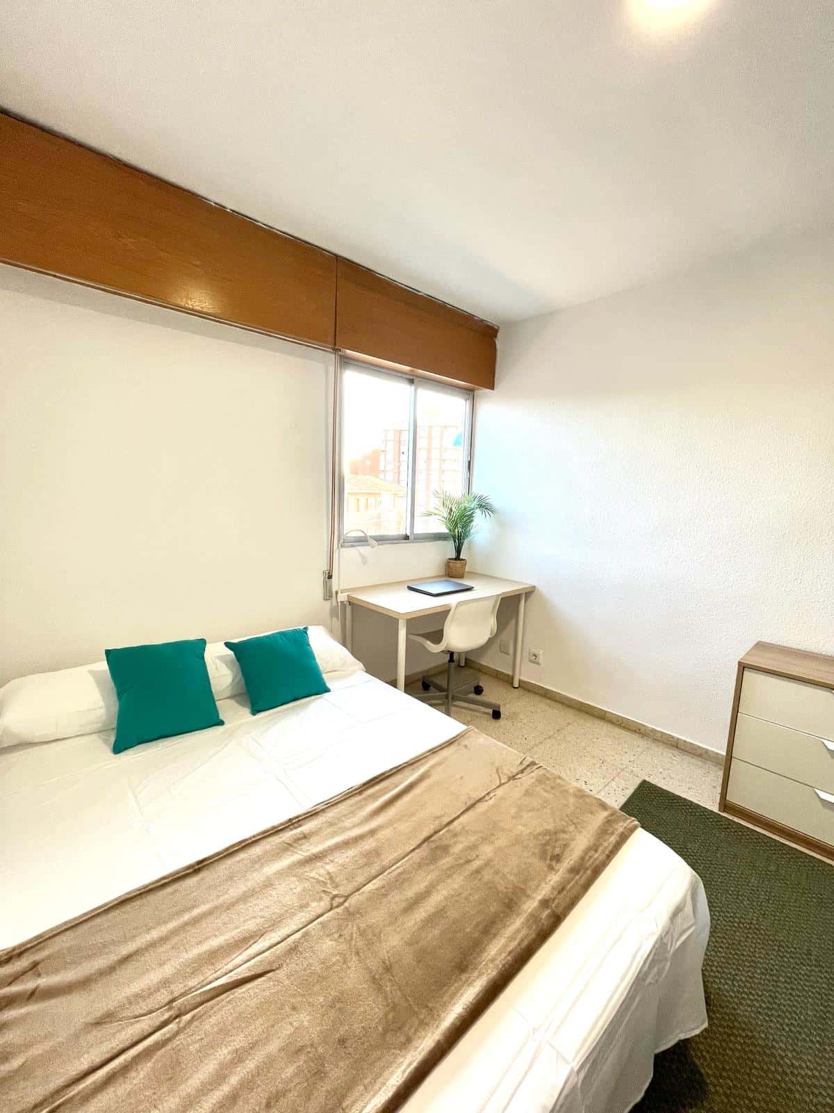 Habitacion privada en calle Cordoba , Murcia