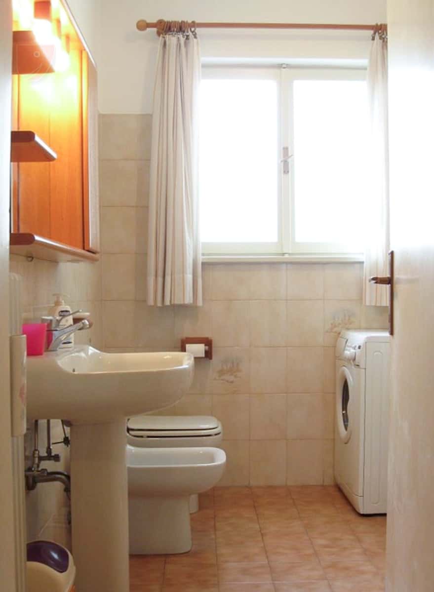 Zimmer in Via Giacomo Matteotti, Trento für 95 m² mit 4 Schlafzimmer