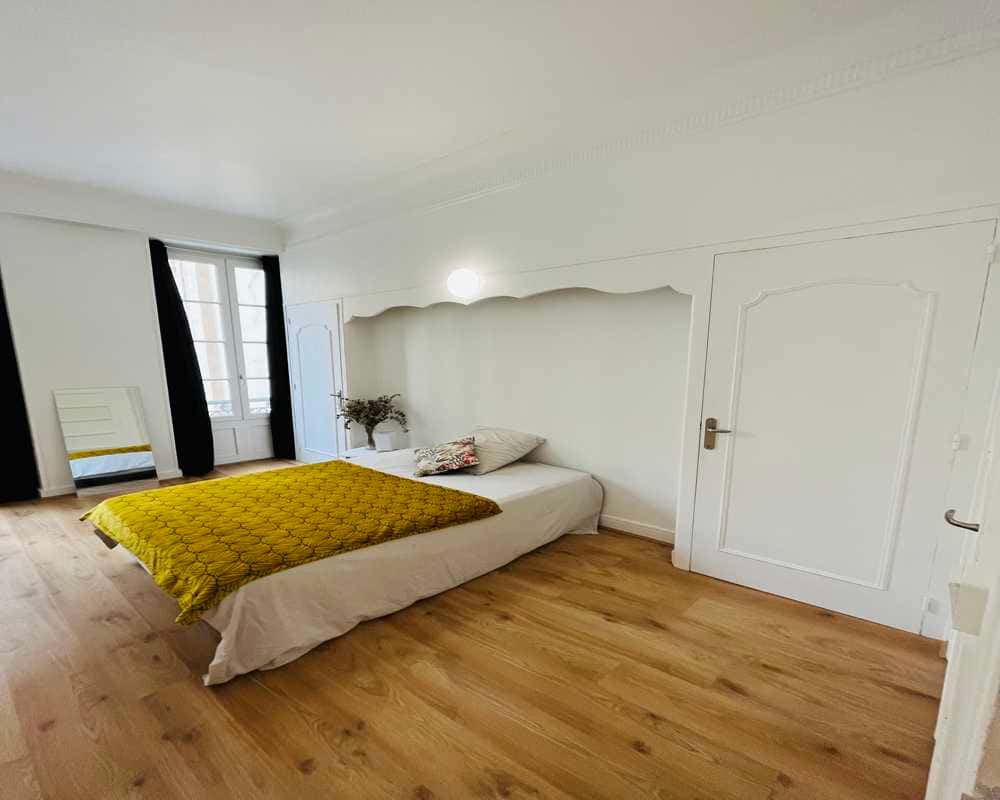 Chambre dans le rue de brest