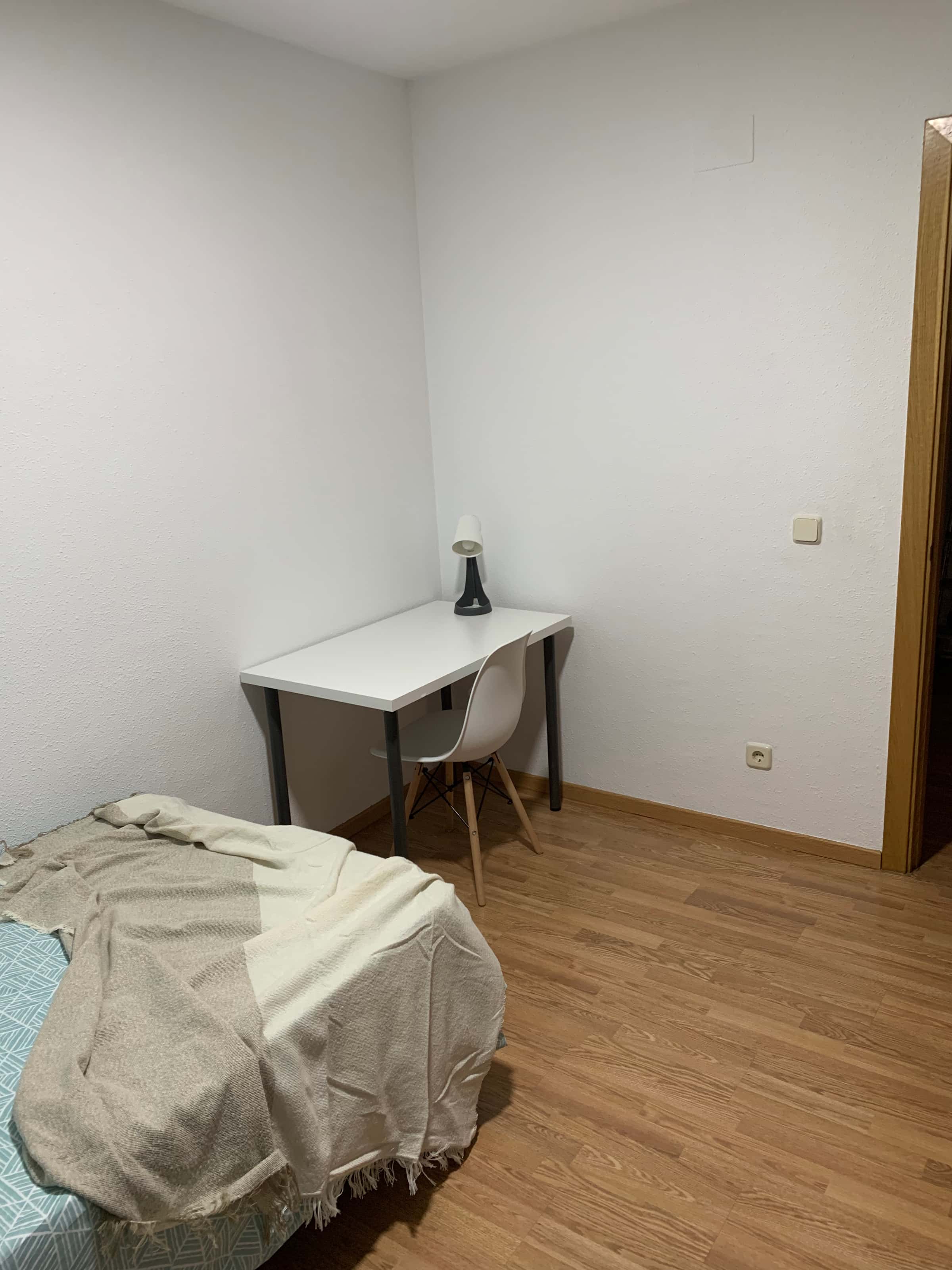 Hab 2 - Calle Terradas 14