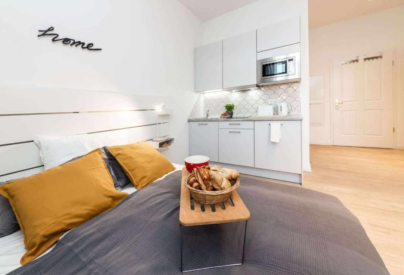 Studio for rent in Berlin, all bills included