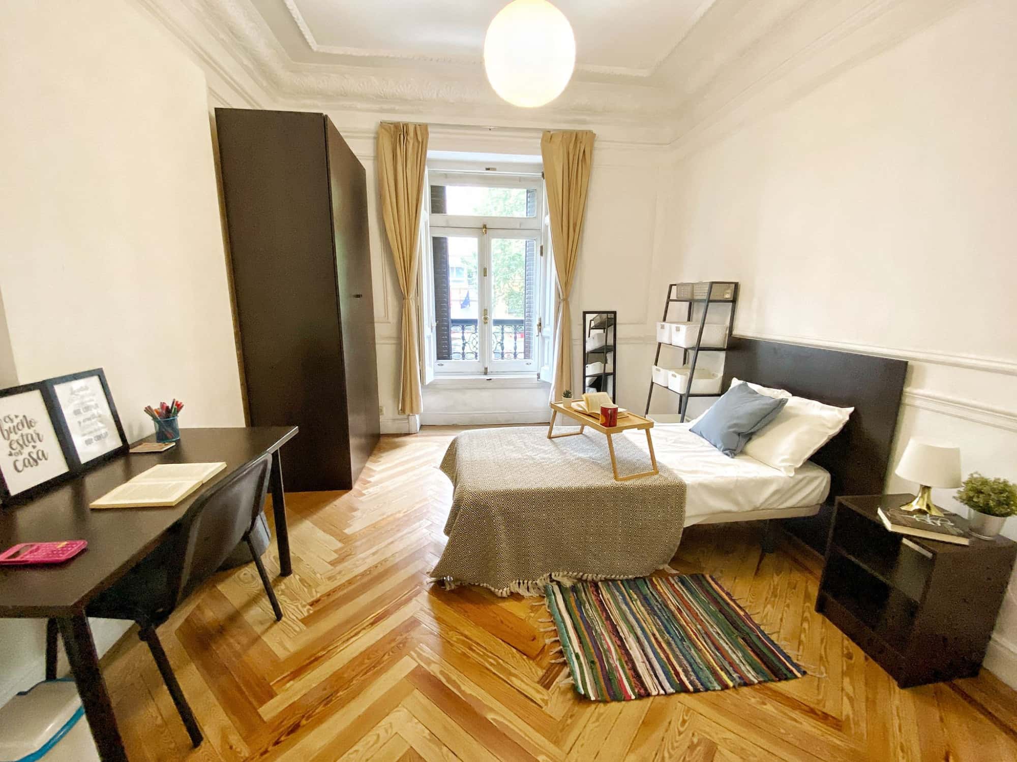 Calle de Sagasta, 12 (ONLY STUDENTS)