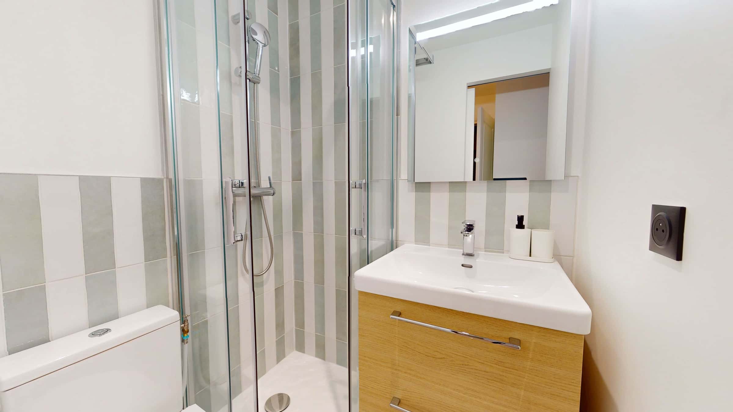 Bovary House - Room S (15)