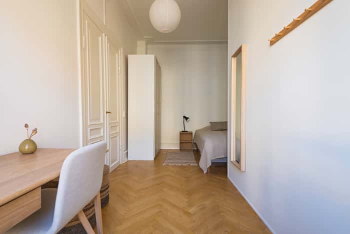 Listing photo thumbnail