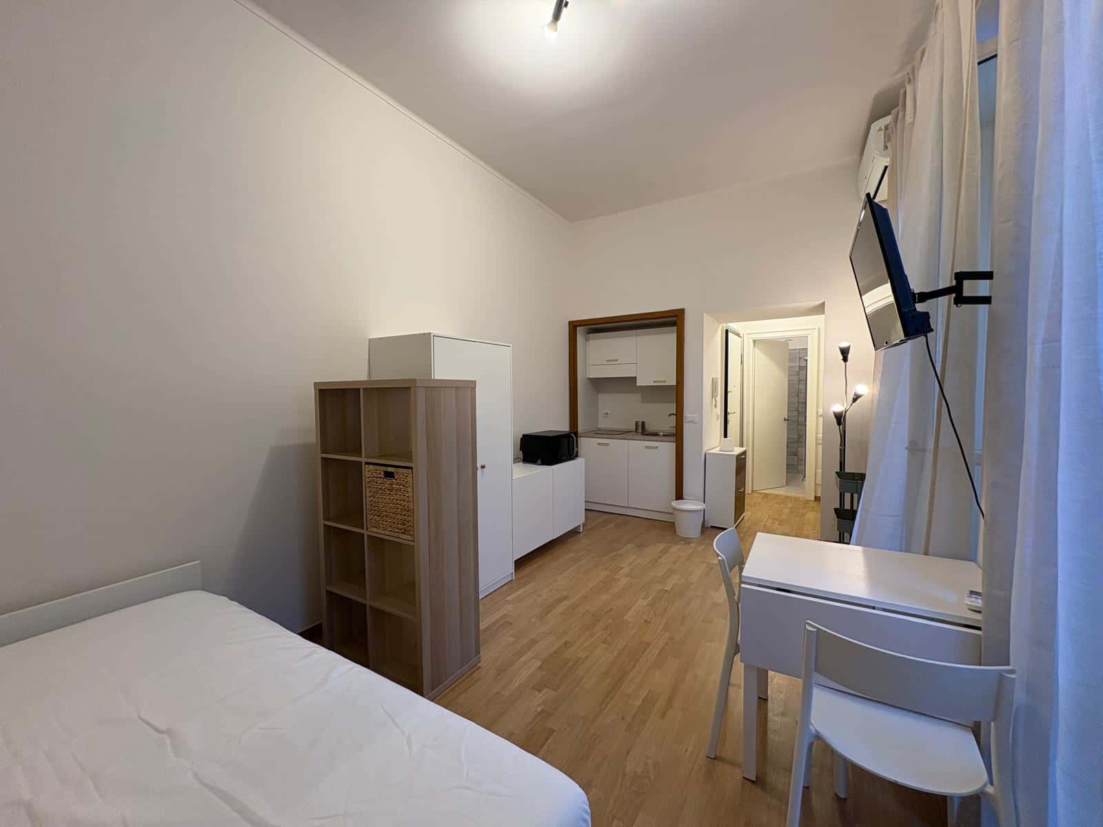 Apartment Milan, 1 bed — photo 13