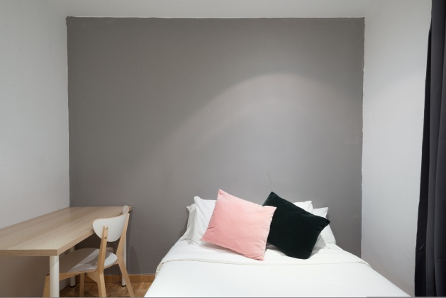 Listing photo thumbnail