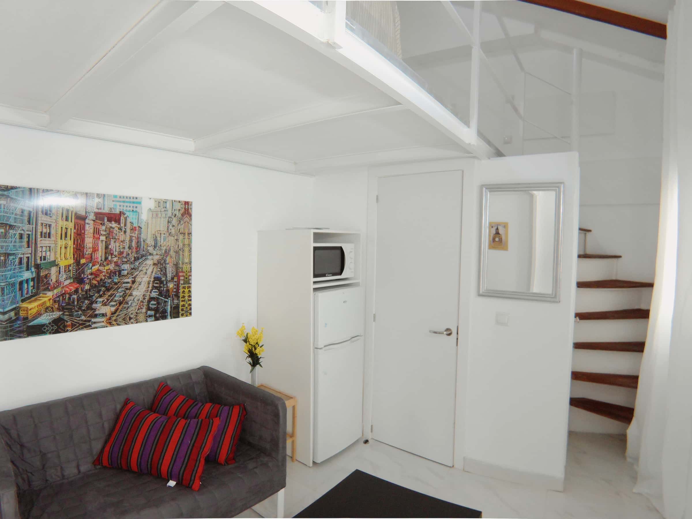 Room Calle Almendrales