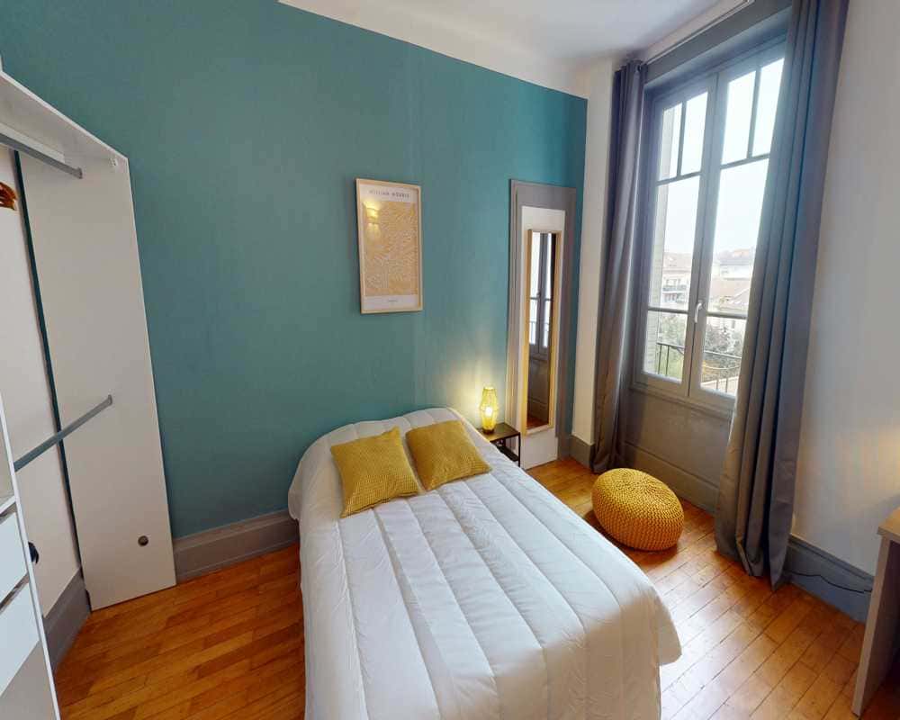 Chambre dans le rue de crequi