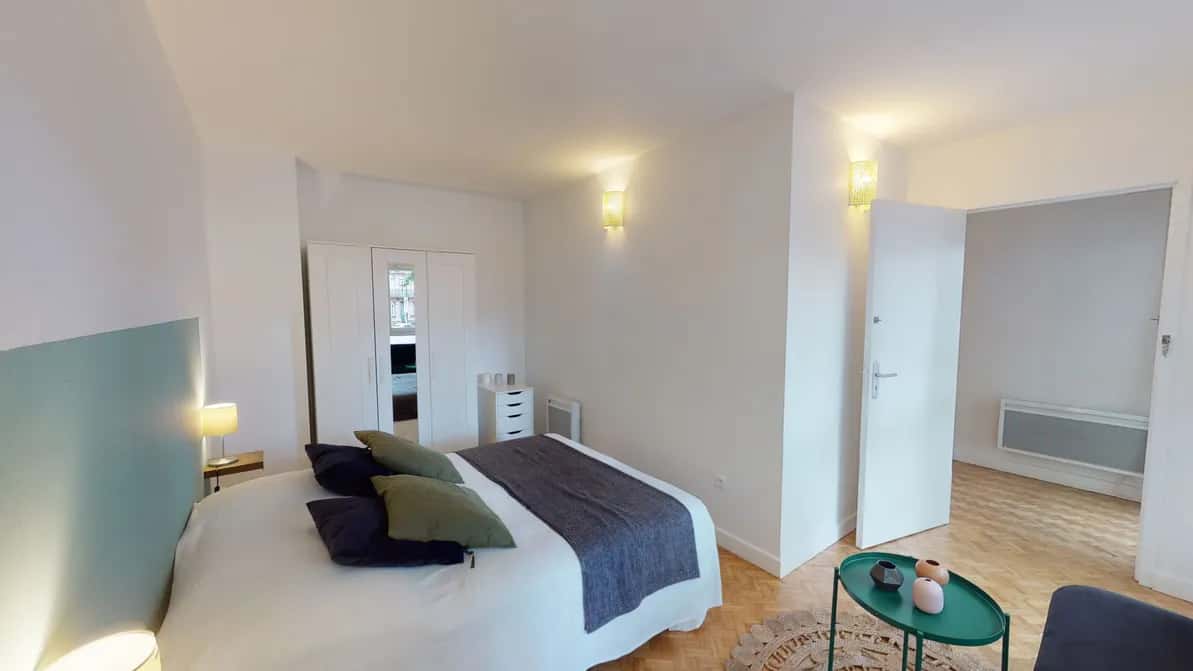 Room in Boulevard d'Arcole, Toulouse for 70 m² with 3 bedrooms