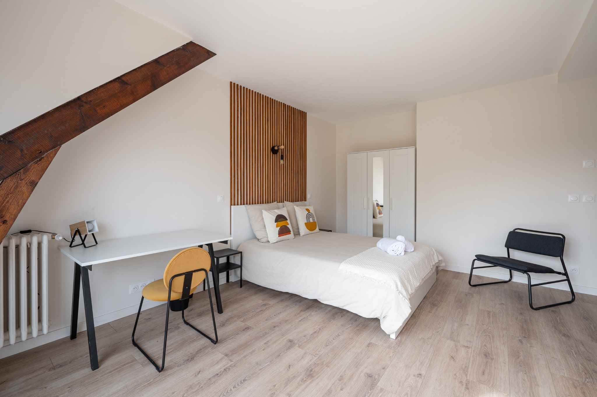 Claude - Private Room (8)