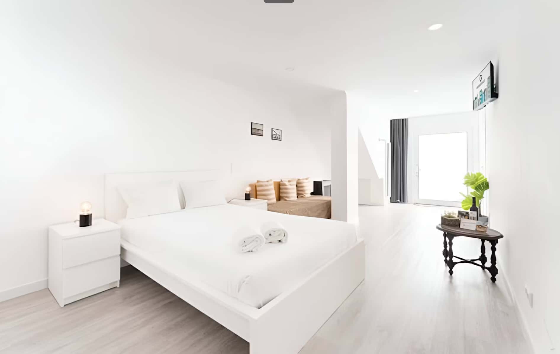 Spacious studio in Porto