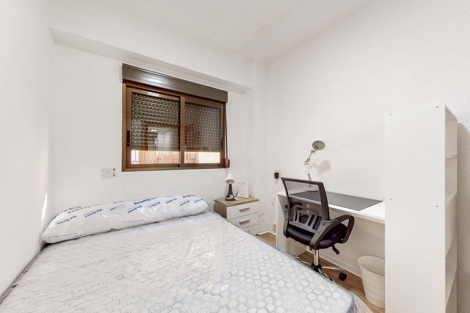 C/ Arquitecto Ros, 39, piso 2°, Pta. 4 (pta.2 IZQ) (4H1B)-LF 4