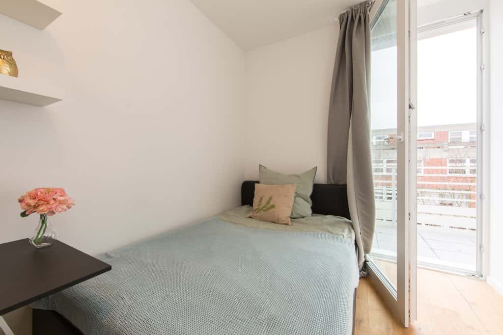 Zimmer in der Nazarethkirchstraße 51 (Aufgang C)
