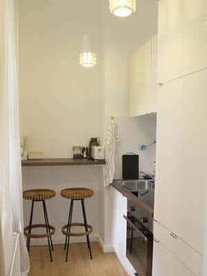 Furnished 1 room studio with elevator and balcony - Photo 4