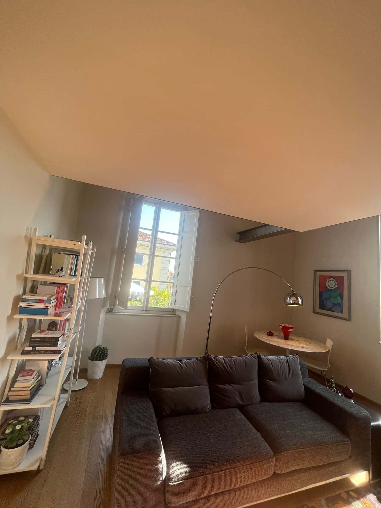 Apartment in Viale Castruccio Castracani, Lucca for 110 m² with 2 bedrooms