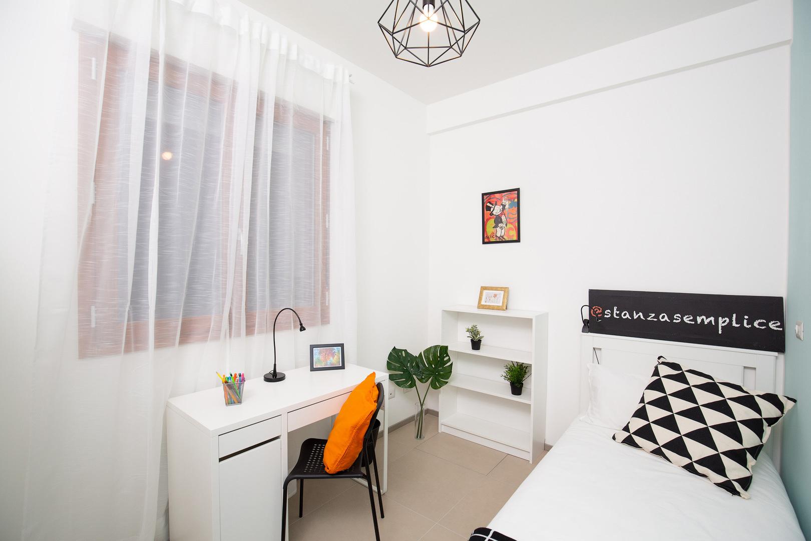 Corso d'Agusto,73 - Stanza 31