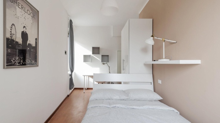 Listing photo thumbnail