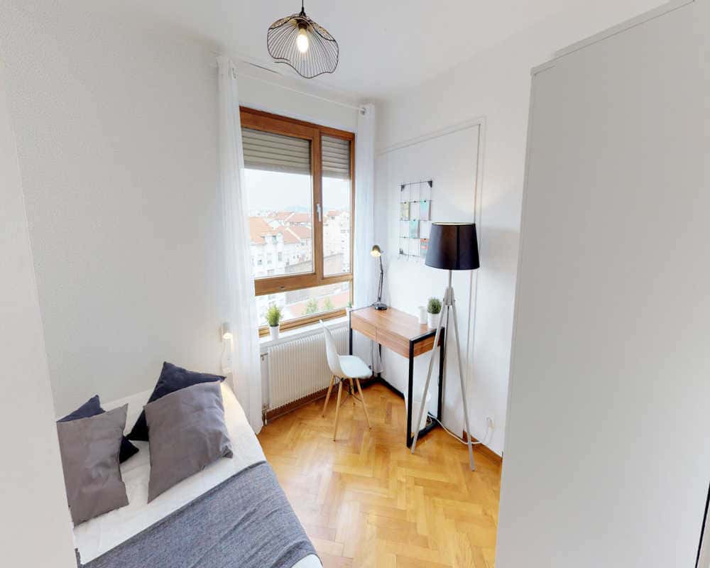 Chambre dans le Rue Garibaldi