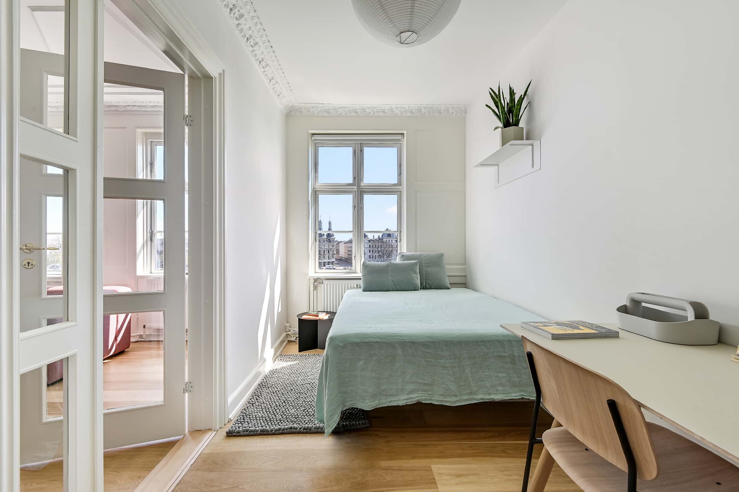 Broen Room 4 Standard+