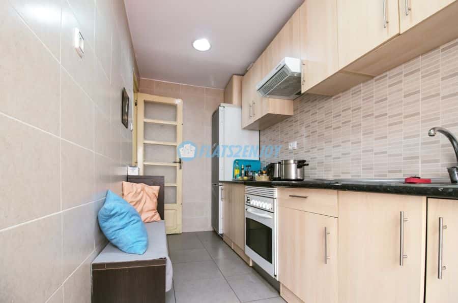 Habitación en piso de 4 habitaciones en Eixample