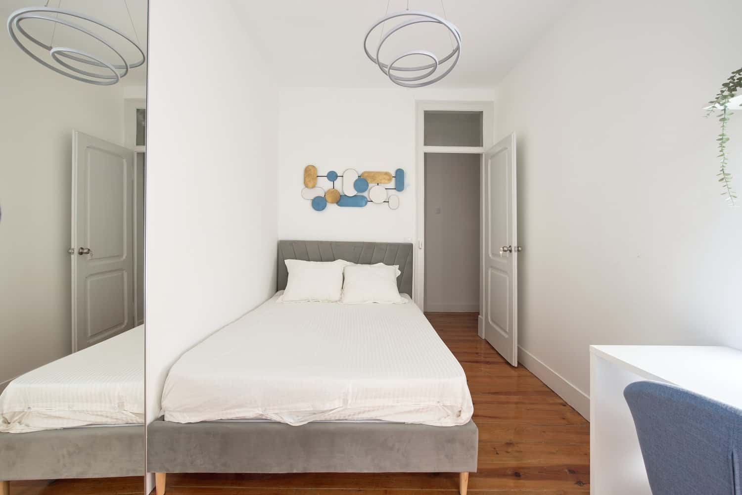 Room 4 - 82. Travessa de Santo António à Graça 2 3°