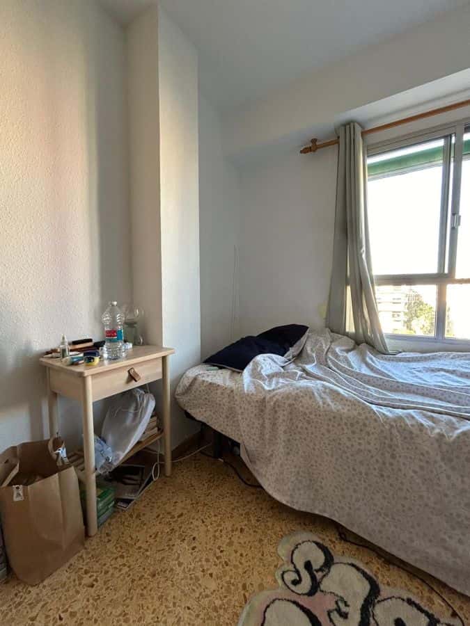 Habitación en piso de 4 habitaciones en Poblados Marítimos