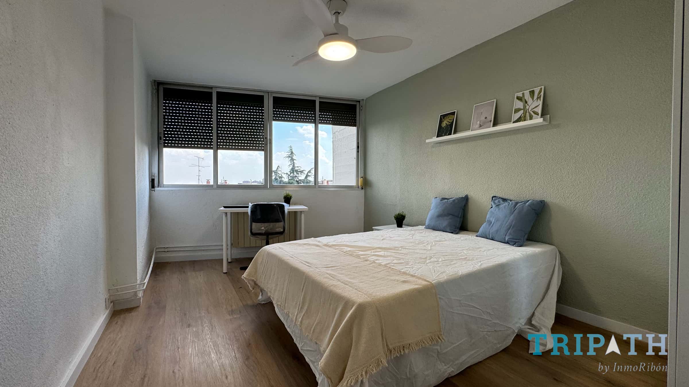 Zimmer in Calle del Poeta Blas de Otero, Madrid für 80 m² mit 4 Schlafzimmer