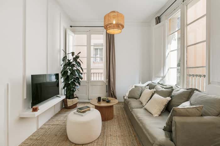 Listing photo thumbnail