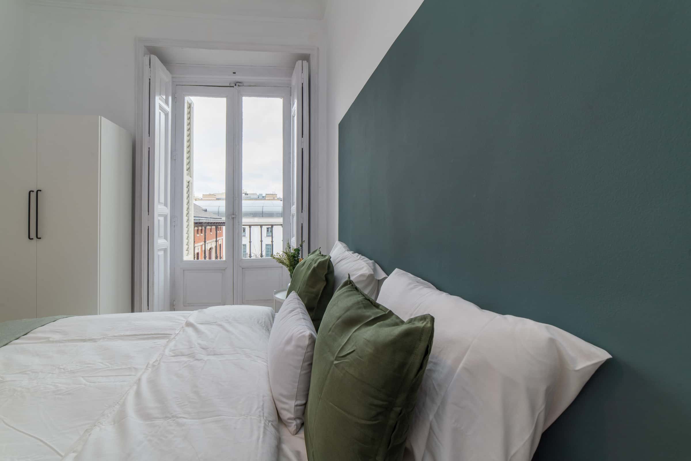 Habitacion privada en calle Santa Teresa, Madrid