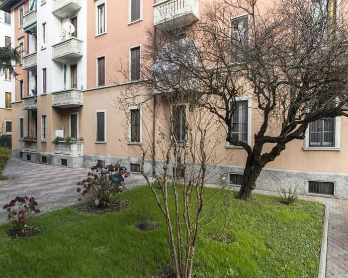 Listing photo thumbnail