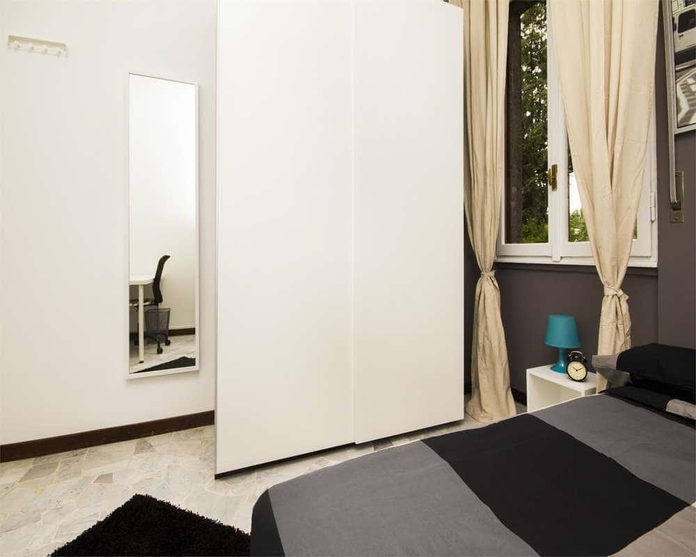 Stanza in Via Salvatore Barzilai