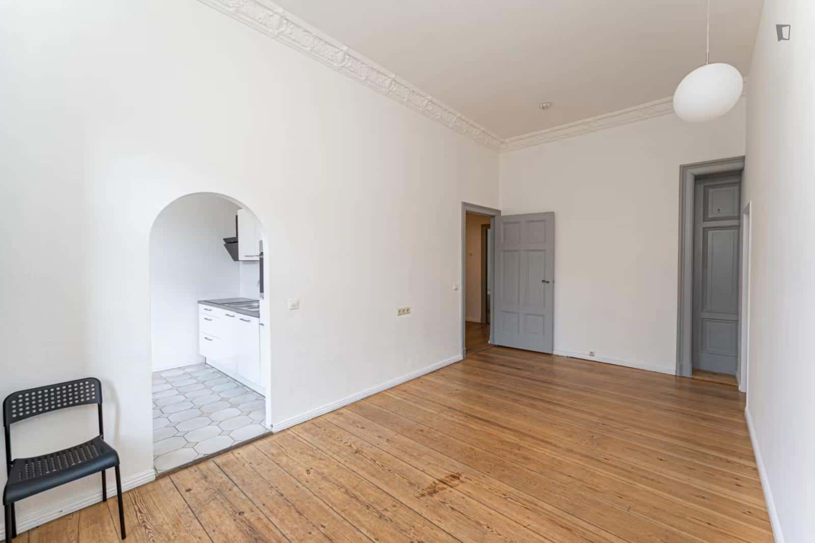 Room in Mittenwalder Straße, Berlin for 92 m² with 4 bedrooms - Foto 1