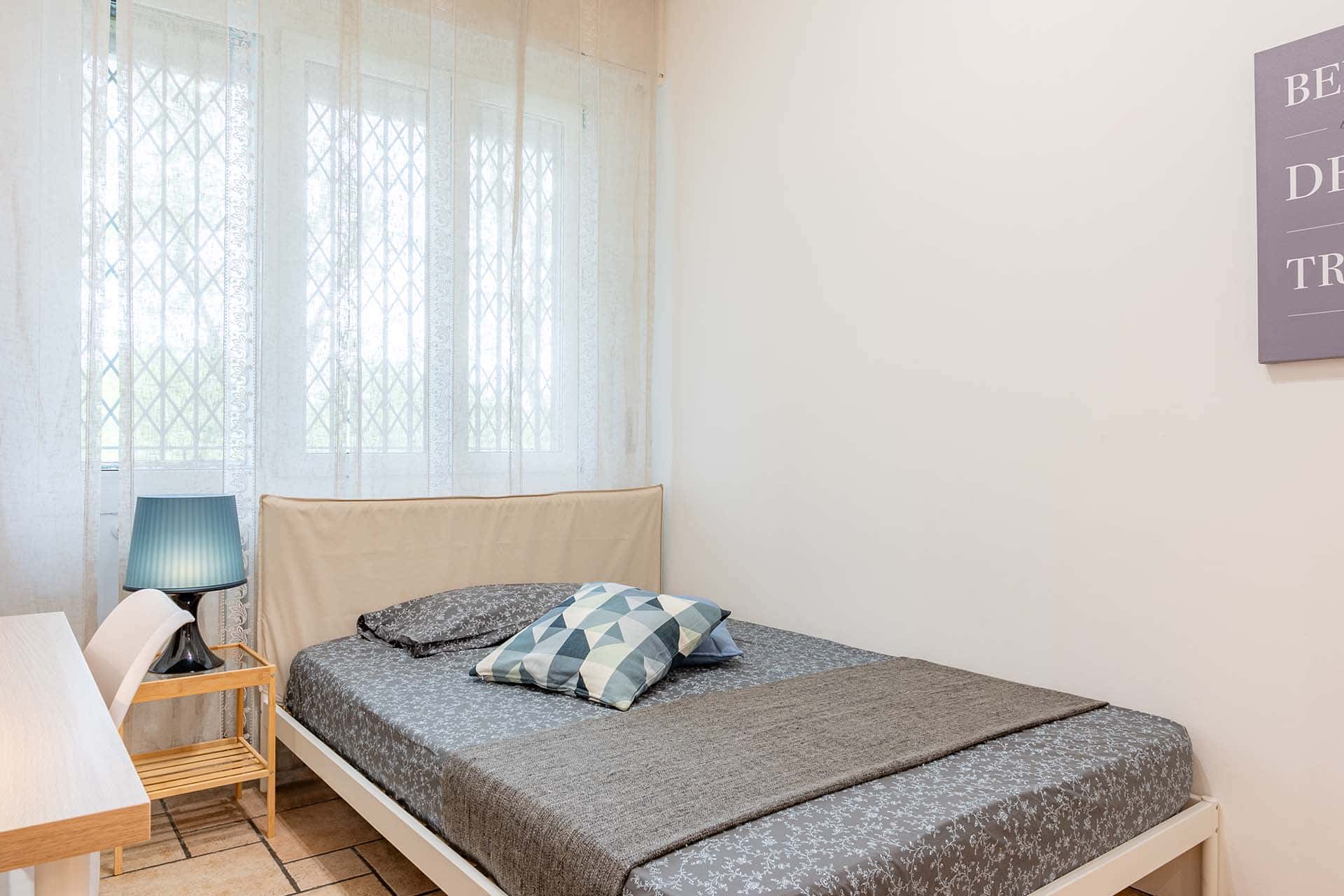 via litta modignani 87  private room s3
