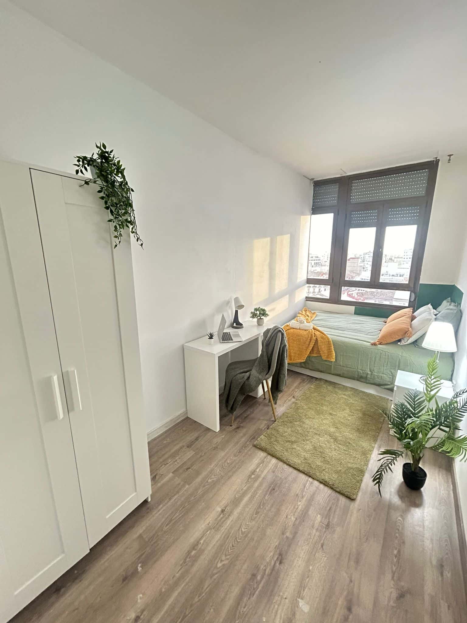 Habitacion privada en Carrer de Xàtiva , Valencia