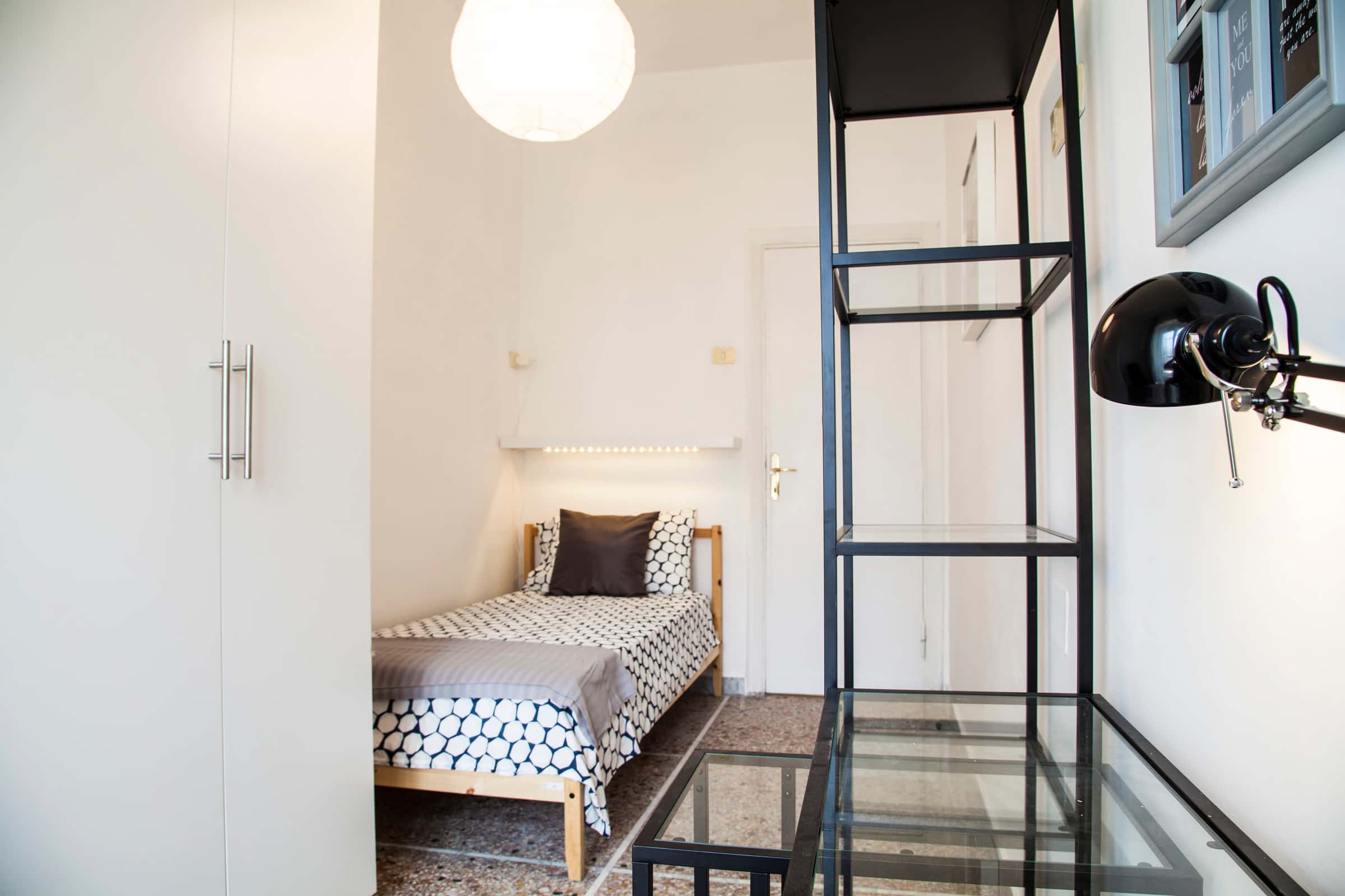 Stanza 23 in via Nemorense, Roma (vicino LUISS)