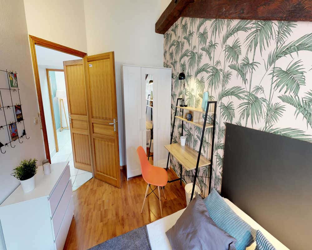 Chambre dans le rue Lanterne