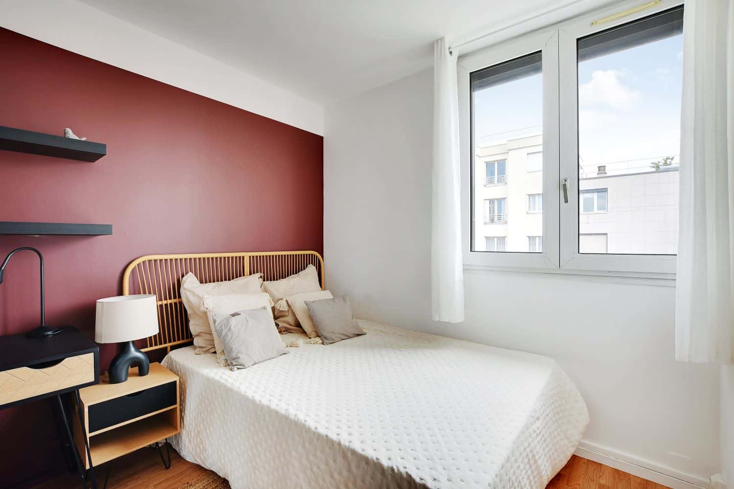 Move into this 10 m² room