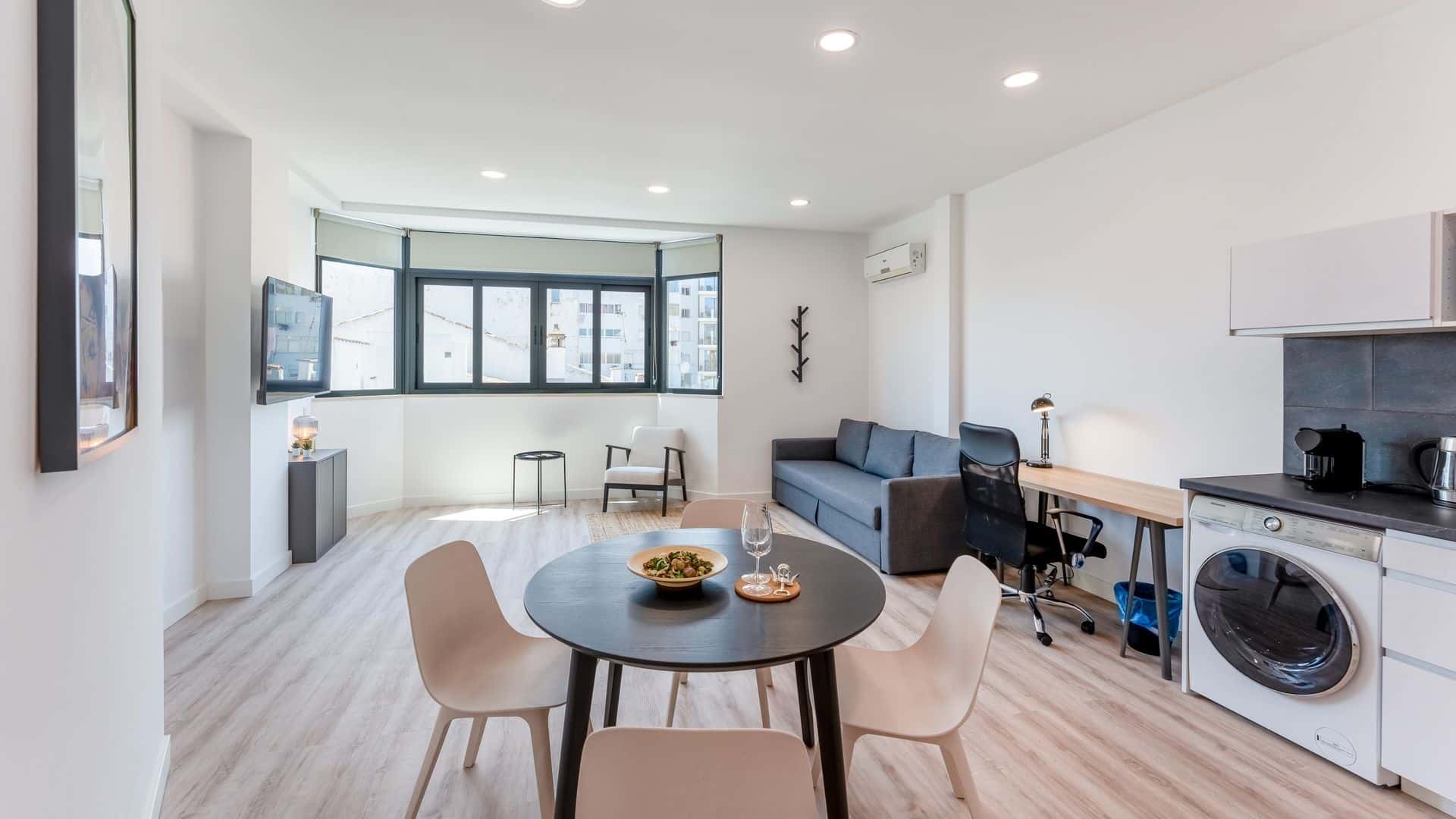 Modern Retreat 2 in Faro